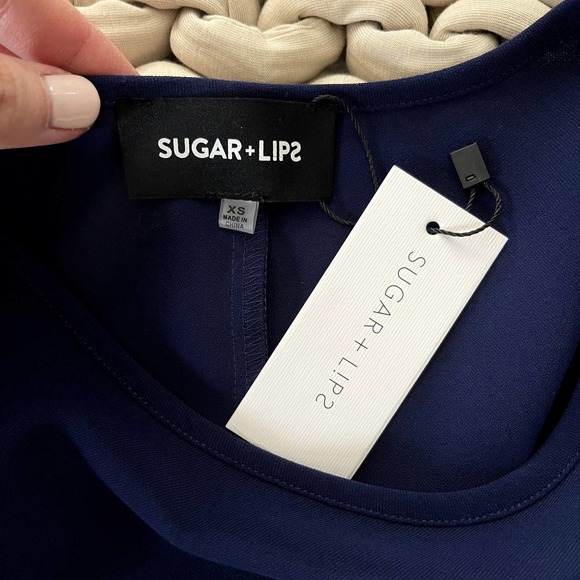 NWT Sugar + Lips Camilia Crochet Trim Dress Navy Blue Size XS‎ Lace Sleeve Shift - Picture 11 of 11